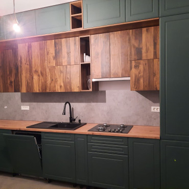 Imagine Producția de Mobilă CNC: De la Tradiție la Inovație